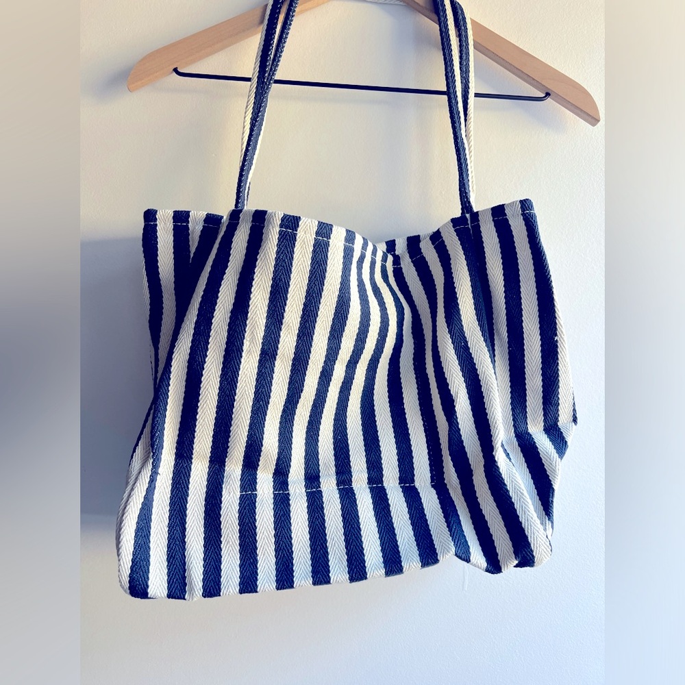New never used canvas tote or shopping bag blue and white
